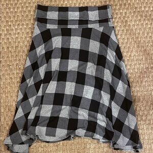 Stylish Asymmetrical Plaid Skirt in Black and Gray